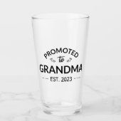 Gepritiseerd naar oma Est. 2023 II Glas (Voorkant)