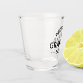 Gepritiseerd naar oma Est. 2023 II Shot Glas (Links)