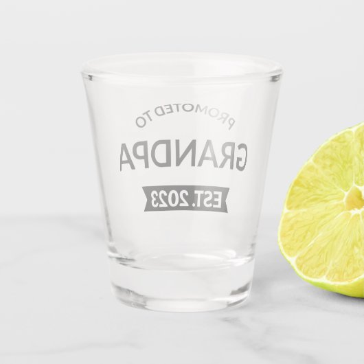 Gepritiseerd naar opa e.st. 2023 II Shot Glas (Achterkant)