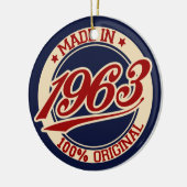 Geproduceerd in 1963 keramisch ornament (Links)