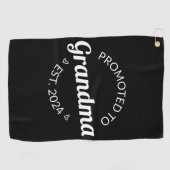 Gepromoveerd bij oma Est. 2024 I Golfhanddoek (Horizontaal)