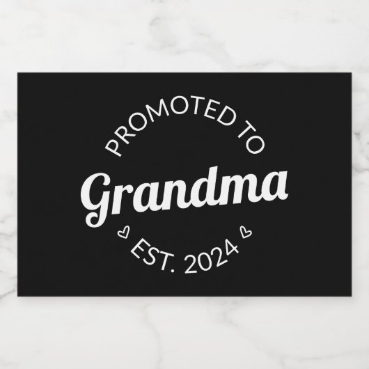 Gepromoveerd bij oma Est. 2024 I Sparkling Wijnetiket (Enkel label)