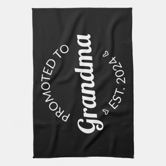 Gepromoveerd bij oma Est. 2024 I Theedoek (Verticaal)