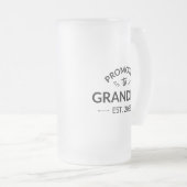 Gepromoveerd bij oma Est. 2025 II Matglas Bierpul (Voorkant rechts)