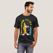 Gepromoveerd naar 1e klas dabbing potlood student t-shirt (Voorkant volledig)