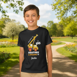 Gepromoveerd naar Big Brother Crane Voertuig Custo T-shirt