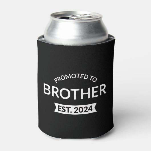 Gepromoveerd naar Brother Est. 2024 II Blikjeskoeler (Blikje Voorkant)