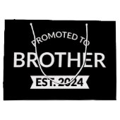 Gepromoveerd naar Brother Est. 2024 II Groot Cadeauzakje (Achterkant)