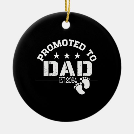 Gepromoveerd naar Dad 2024 Keramisch Ornament (Voorkant)