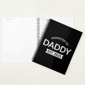Gepromoveerd naar Daddy Est. 2025 II Planner (Display)