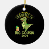 Gepromoveerd naar grote neef EST 2024, grappige ne Keramisch Ornament (Voorkant)