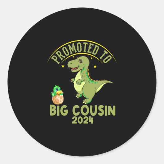 Gepromoveerd naar grote neef EST 2024, grappige ne Ronde Sticker (Voorkant)