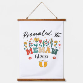 Gepromoveerd naar Memaw West. 2025: een bijzonder Hangend Wandkleed