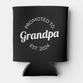 Gepromoveerd naar opa Est. 2024 I Blikjeskoeler (Voorkant)