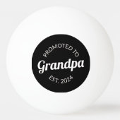 Gepromoveerd naar opa Est. 2024 I Pingpongbal (Achterkant)