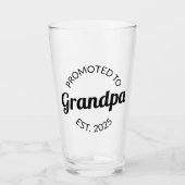 Gepromoveerd naar opa Est. 2025 I Glas (Voorkant)