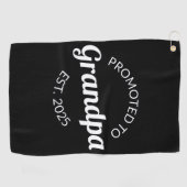 Gepromoveerd naar opa Est. 2025 I Golfhanddoek (Horizontaal)