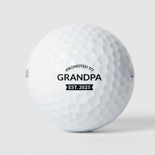 Gepromoveerd naar opa Est. 2025 II Golfballen (Voorkant)
