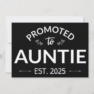 Gepromoveerd naar tante Est. 2025 II Aankondiging