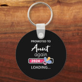 Gepromoveerd naar tante opnieuw 2024 laden I Sleutelhanger (Voorkant)