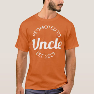 Gepromoveerd naar Uncle EST 2023 I T-shirt