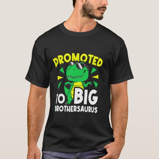 GEPROMOVEERD TOT Big BROTHERSAURUS Big Brother Din T-shirt (Voorkant)
