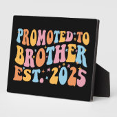 Gepromoveerd tot Broeder Est. 2025 III Fotoplaat (Zijkant)