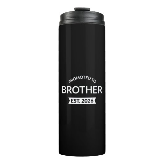 Gepromoveerd tot Broeder Est. 2026 II Thermosbeker (Voorkant)