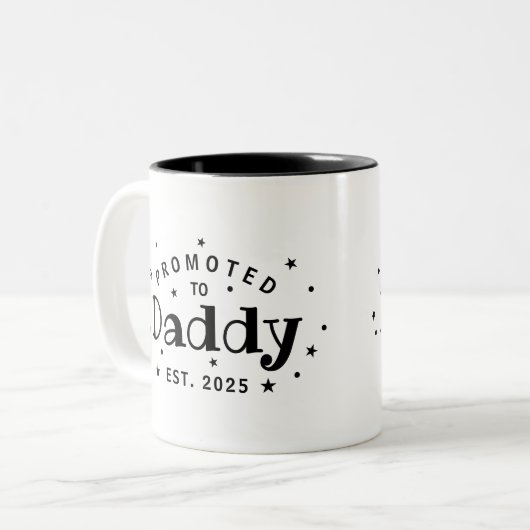 Gepromoveerd tot Daddy Gepersonaliseerde Vader Gif Tweekleurige Koffiemok (Voorkant links)