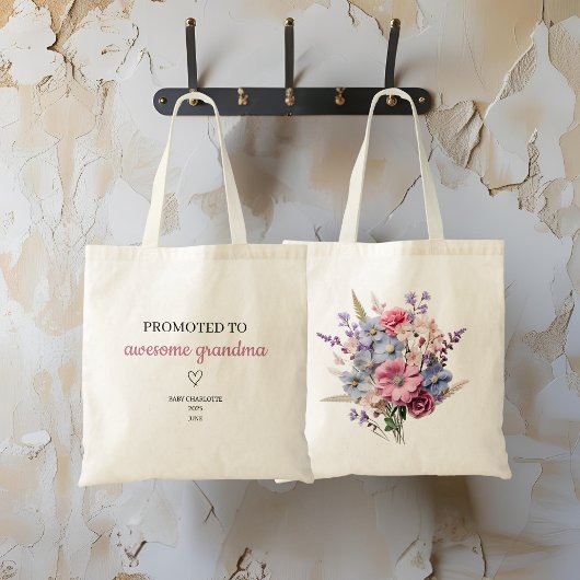 Gepromoveerd tot Geweldige oma Gepersonaliseerde C Tote Bag