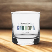 Gepromoveerd tot Grandpa EST 2025 | Gepersonalisee Whisky Glas