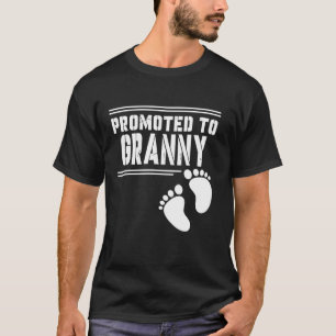 Gepromoveerd tot GRANNY Funny voor de eerste keer T-shirt