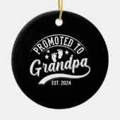 Gepromoveerd tot grootvader EST 2024 Keramisch Ornament (Voorkant)