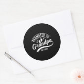 Gepromoveerd tot grootvader EST 2024 Ronde Sticker (Envelop)