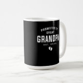 Gepromoveerd tot Grote Opa om EST 2024 te zijn Koffiemok (Voorkant rechts)