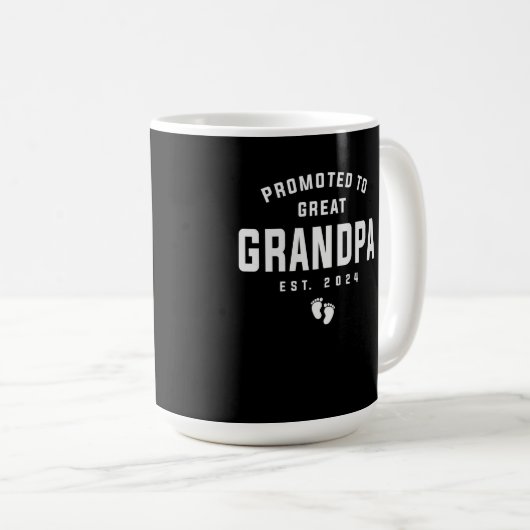 Gepromoveerd tot Grote Opa om EST 2024 te zijn Koffiemok (Voorkant rechts)