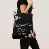 Gepromoveerd tot mama. 2020 tote bag (Dichtbij)
