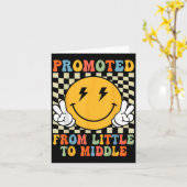 Gepromoveerd tot Middle Brother Sister Toddler Bab Kaart (Gele Bloem)