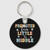 Gepromoveerd tot Middle Brother Sister Toddler Bab Sleutelhanger (Voorkant)