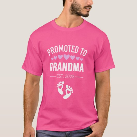 Gepromoveerd tot Oma Est. 2025 voor grootmoeder T-shirt (Voorkant)