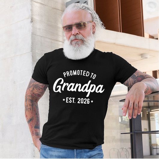 Gepromoveerd tot opa 2026 Nieuwe opa est 2026 T-shirt