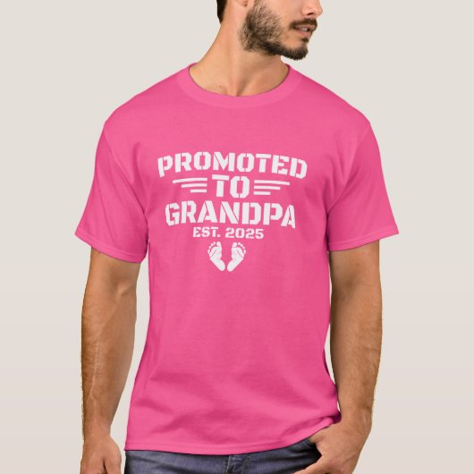 Gepromoveerd tot opa Est 2025 Binnenkort opa T-shirt (Voorkant)