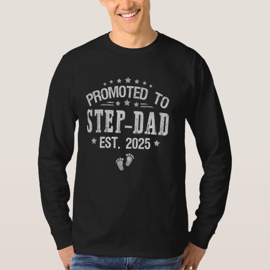 Gepromoveerd tot Step-Dad est.2025 Vaderdag Eerste T-shirt (Voorkant)