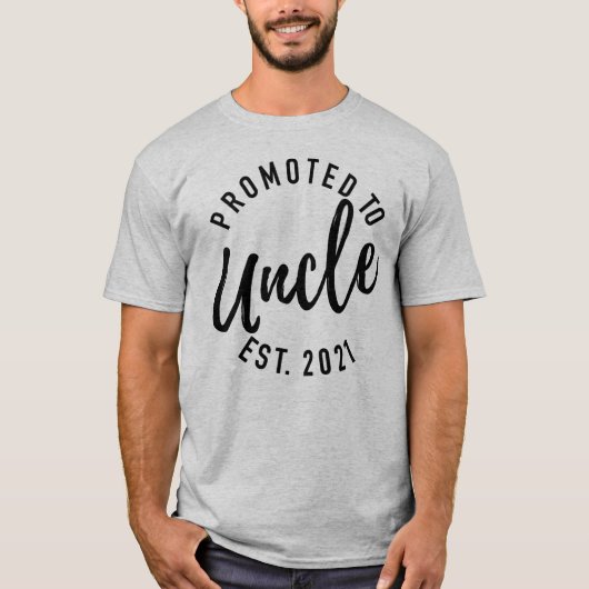 Gepromoveerd tot Uncle Est 2021 Zwangerschapsaanko T-shirt (Voorkant)