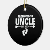 Gepromoveerd tot Uncle Est 2024 Vaderdag Keramisch Ornament (Links)