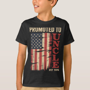 Gepromoveerd tot Uncle Est.2026 Nieuw familielid U T-shirt