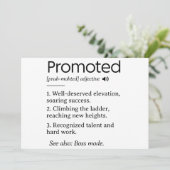 Gepromoveerde collega grappige definitie feestdagenkaart (Staand voorkant)