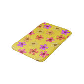Gepunkteerde Bloemen op Gele Badmat (Gekanteld)
