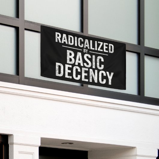 Geradicaliseerd door basisfatsoen Grappig Spandoek (Buitenkant Gebouw)