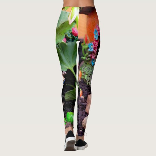 Geranium Gnome 01 Leggings (Achterkant)